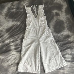 Bcbgeneration Eyelet Ruffle Wide Leg Crop White Jumpsuit size 8 pockets